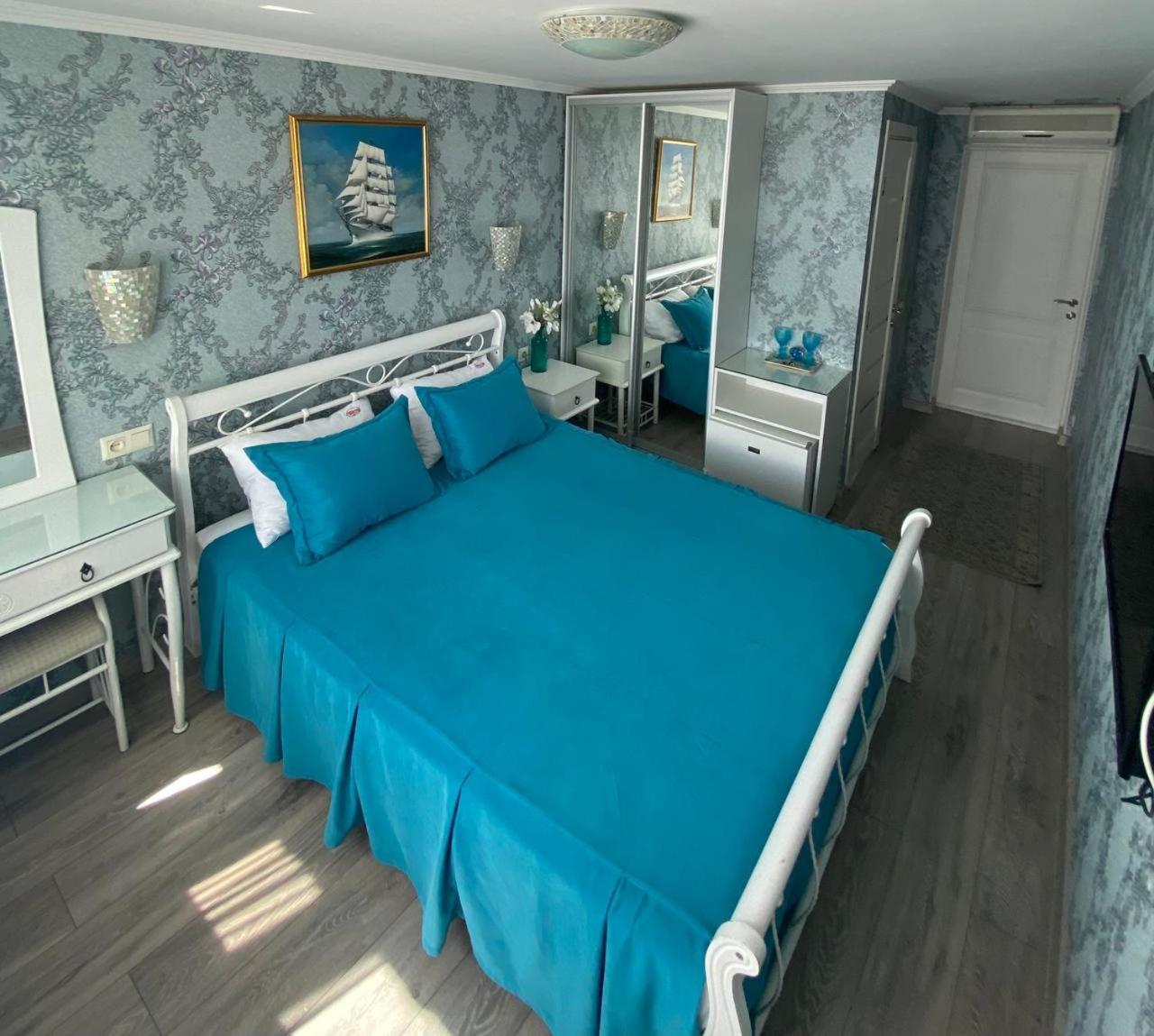 Shalanda Hotel Одеса Екстериор снимка
