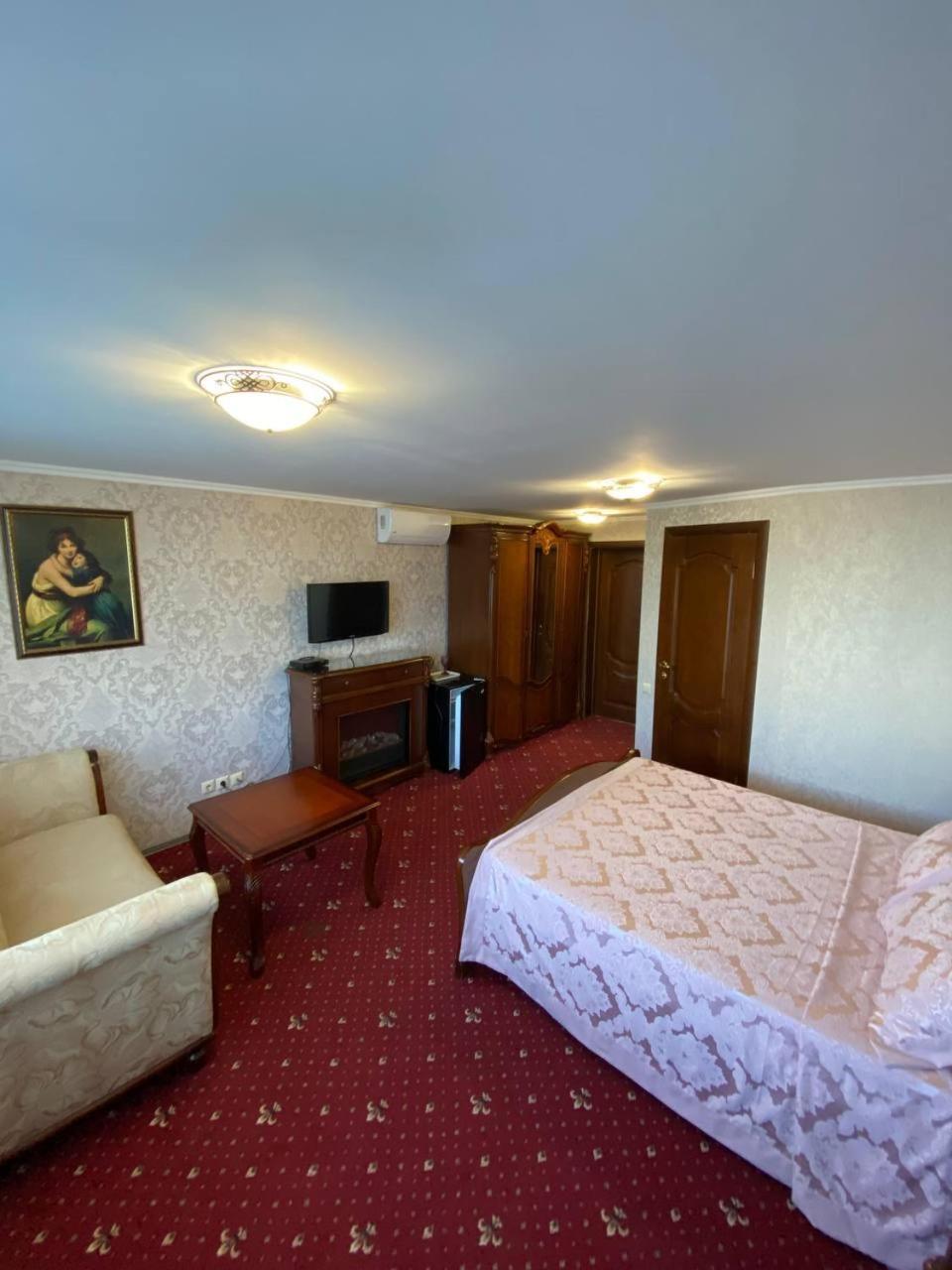 Shalanda Hotel Одеса Екстериор снимка