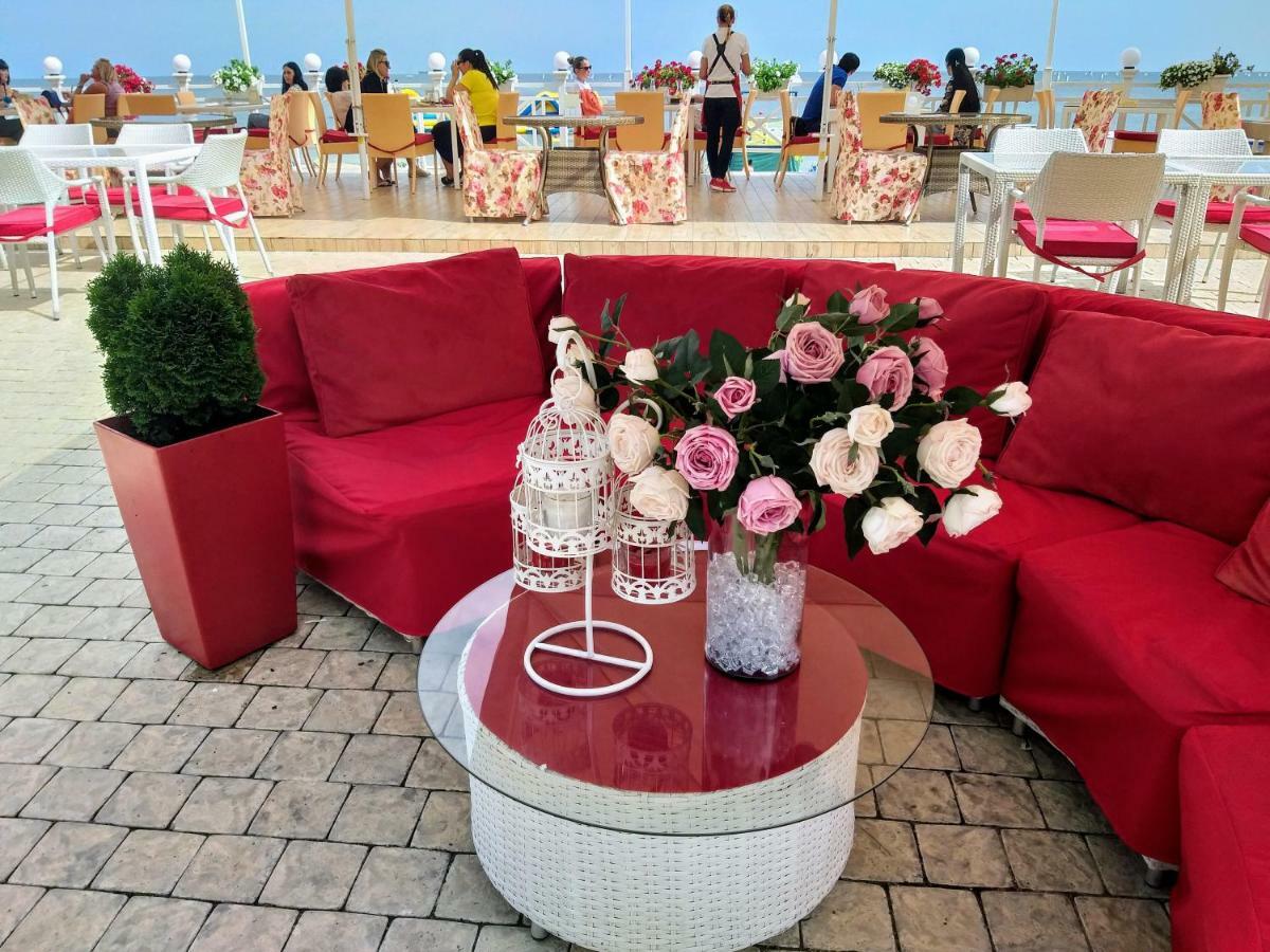 Shalanda Hotel Одеса Екстериор снимка