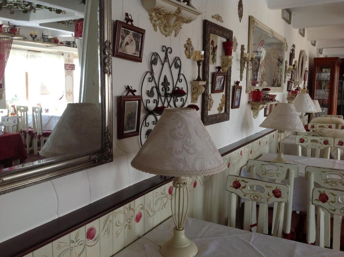 Shalanda Hotel Одеса Екстериор снимка