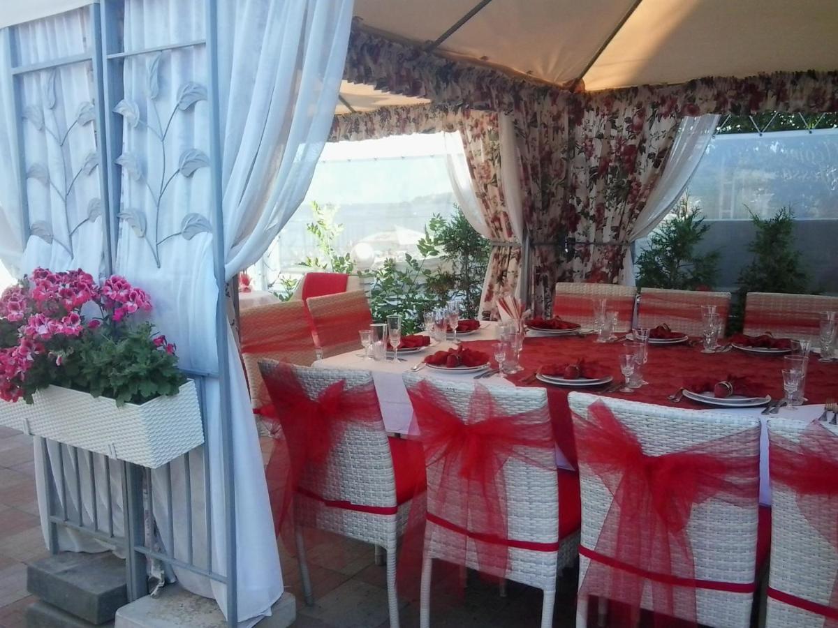 Shalanda Hotel Одеса Екстериор снимка