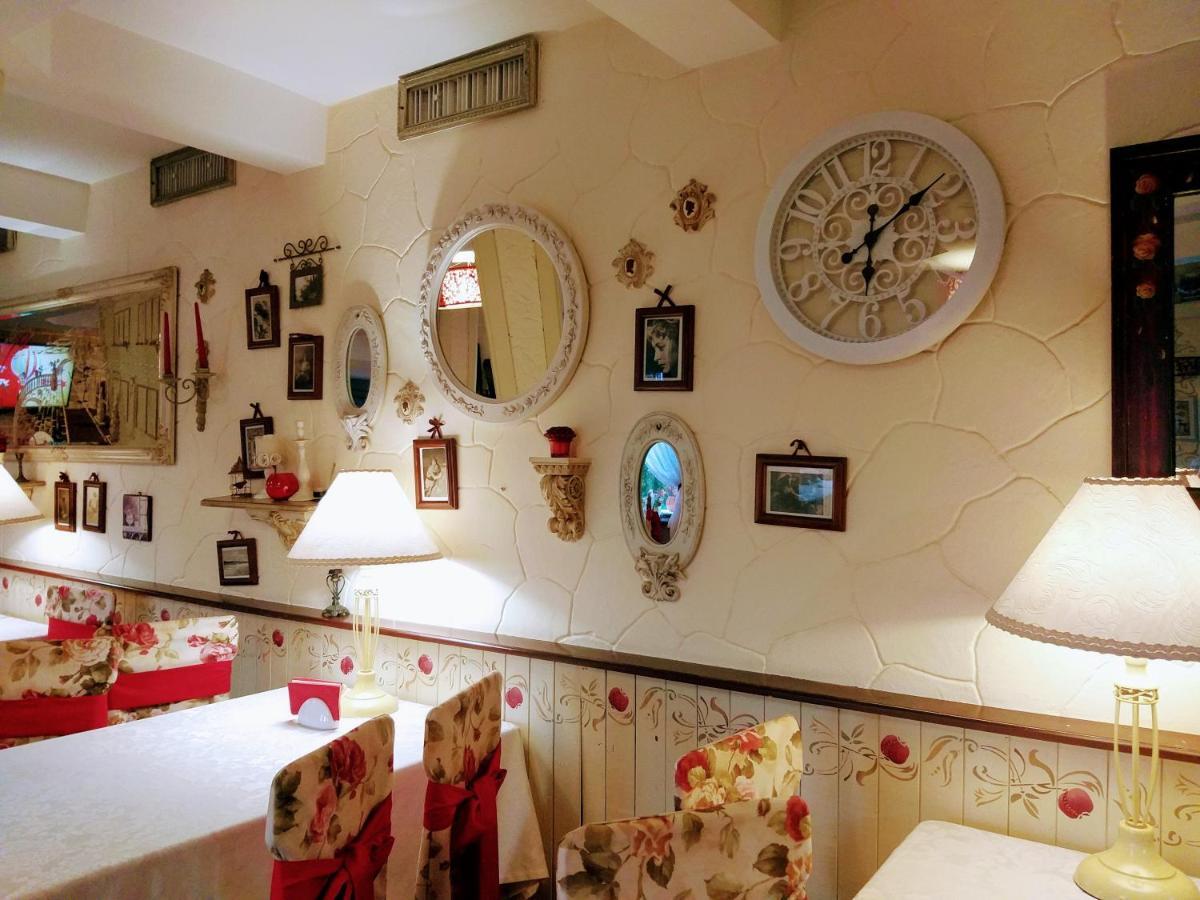 Shalanda Hotel Одеса Екстериор снимка